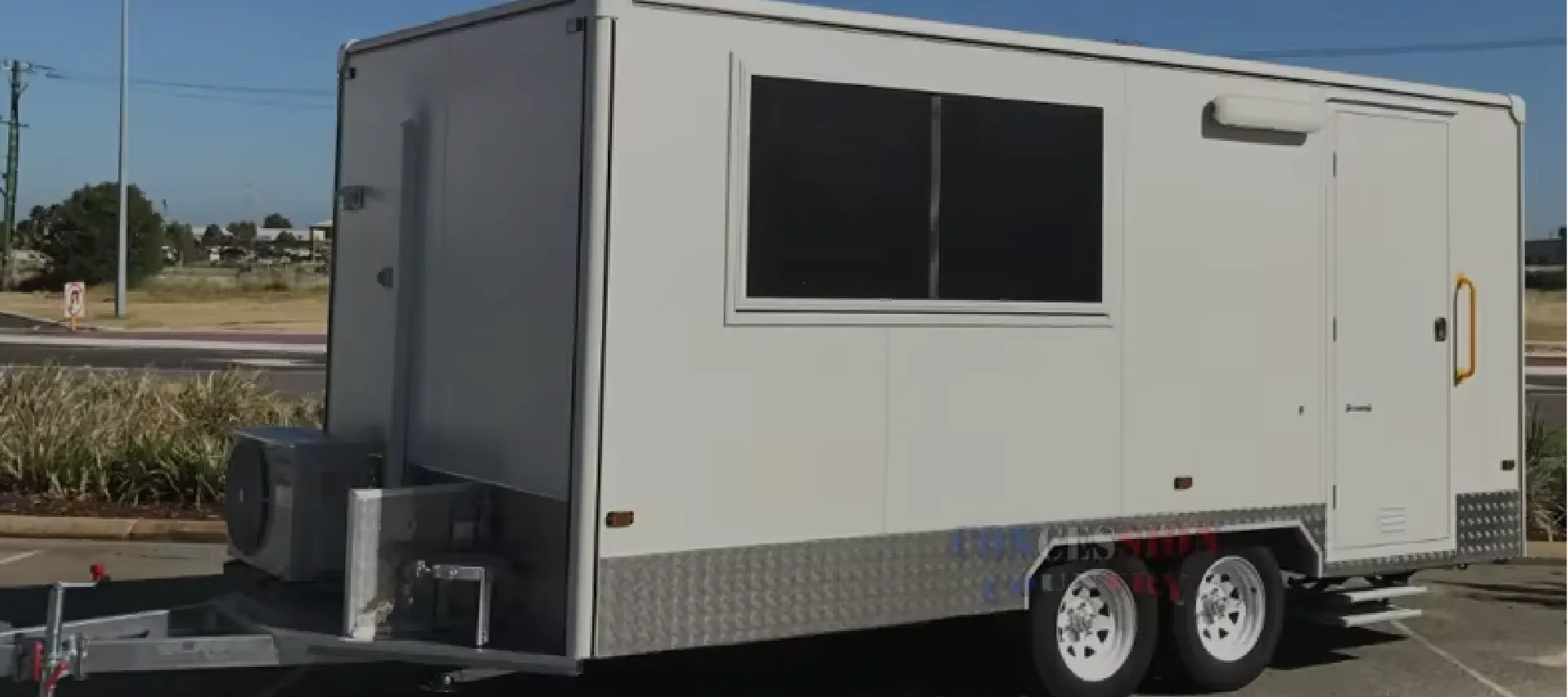 Nosotros Renta Trailers